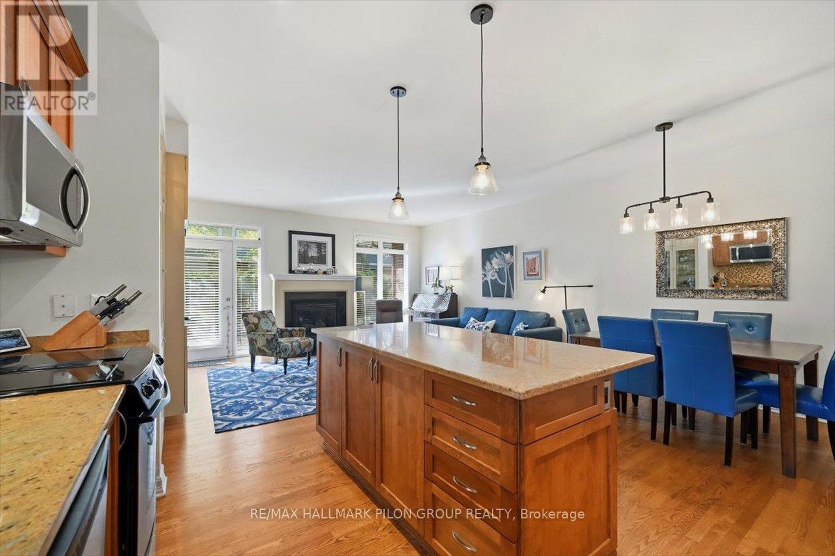 2380 Virginia Drive, Ottawa, Ontario  K1H 6S2 - Photo 6 - X12463134