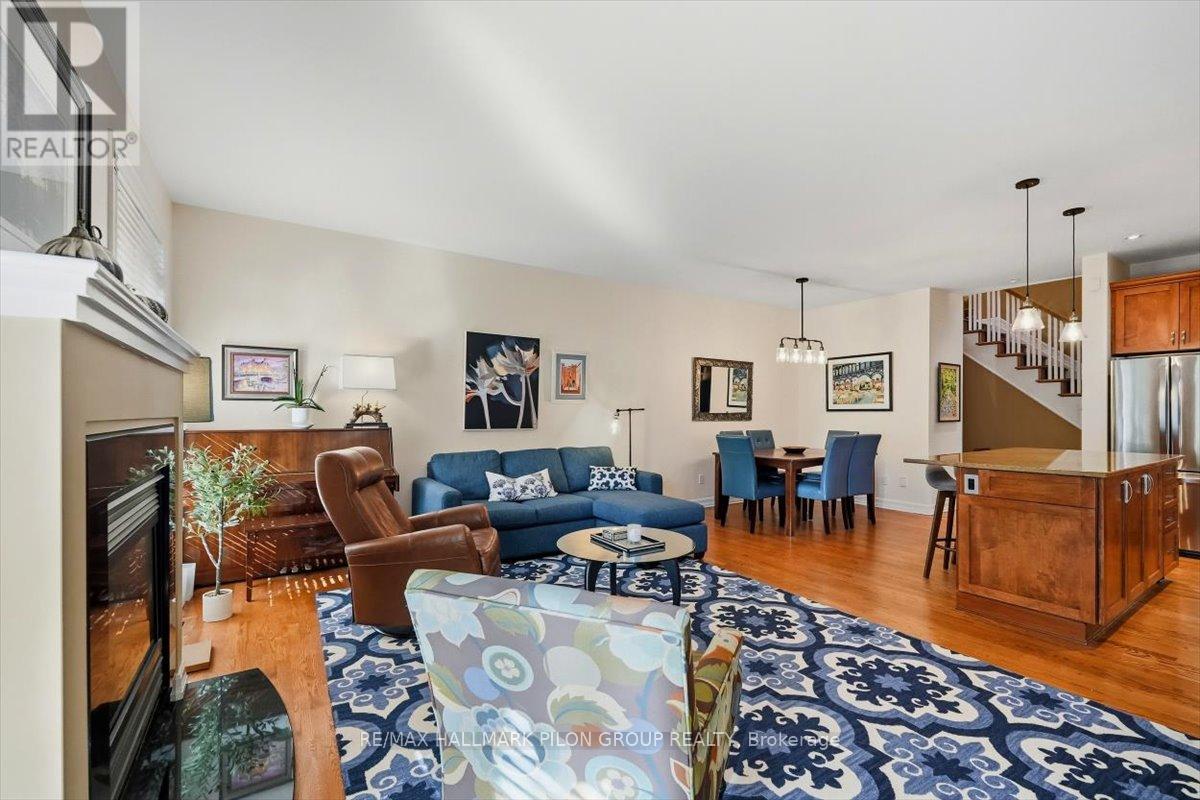 2380 Virginia Drive, Ottawa, Ontario  K1H 6S2 - Photo 9 - X12463134