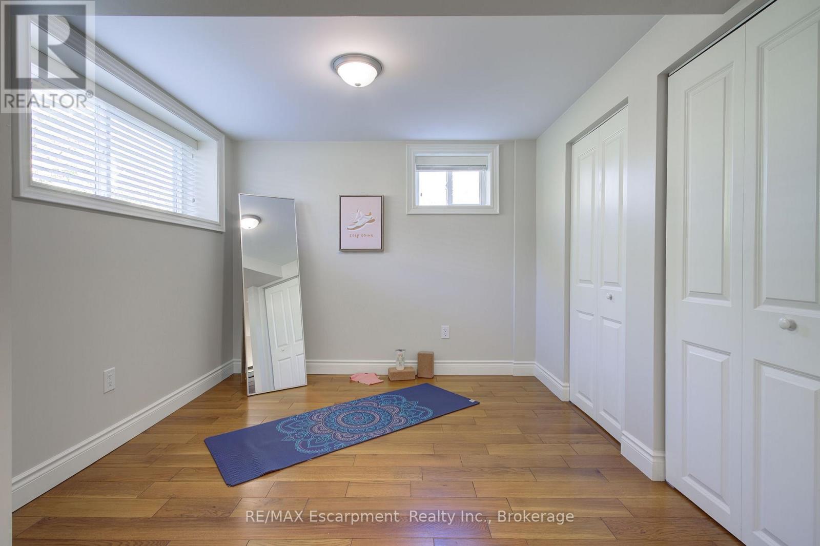 1491 Brenner Crescent, Burlington, Ontario  L7P 2V9 - Photo 39 - W12463057