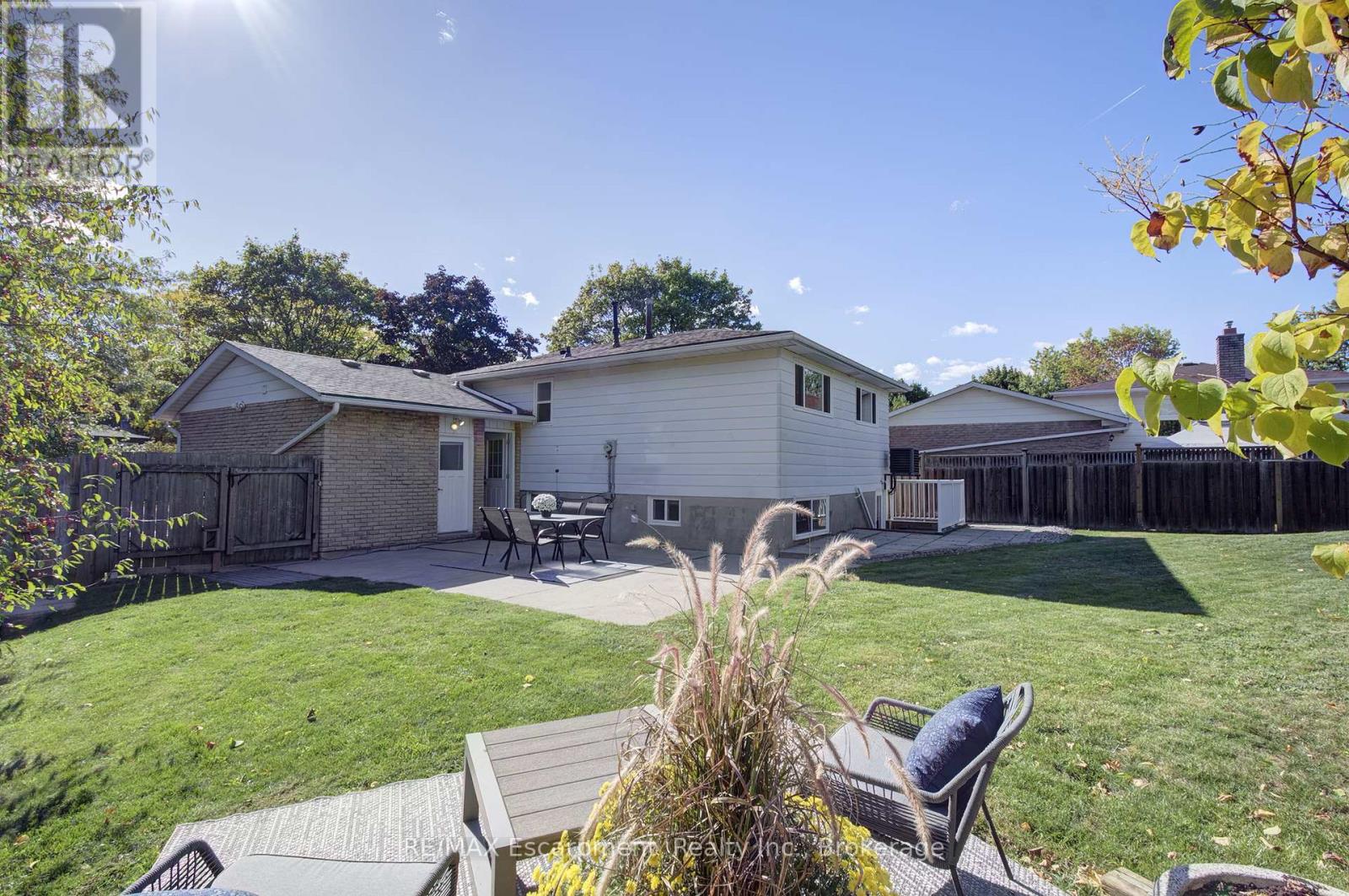 1491 Brenner Crescent, Burlington, Ontario  L7P 2V9 - Photo 44 - W12463057