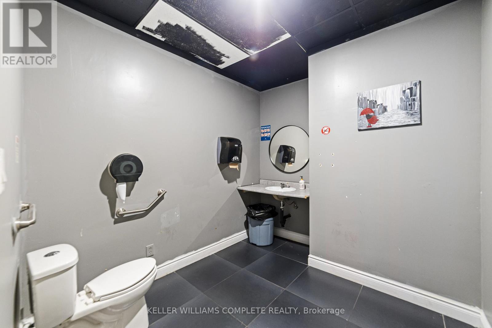 445 Concession Street, Hamilton, Ontario  L9A 1C1 - Photo 24 - X12463046