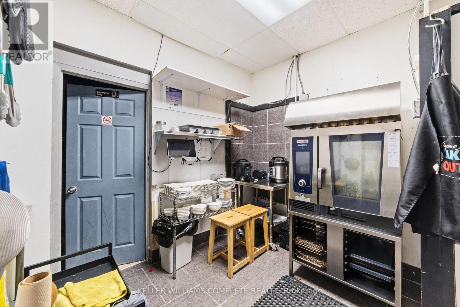 445 Concession Street, Hamilton, Ontario  L9A 1C1 - Photo 28 - X12463046