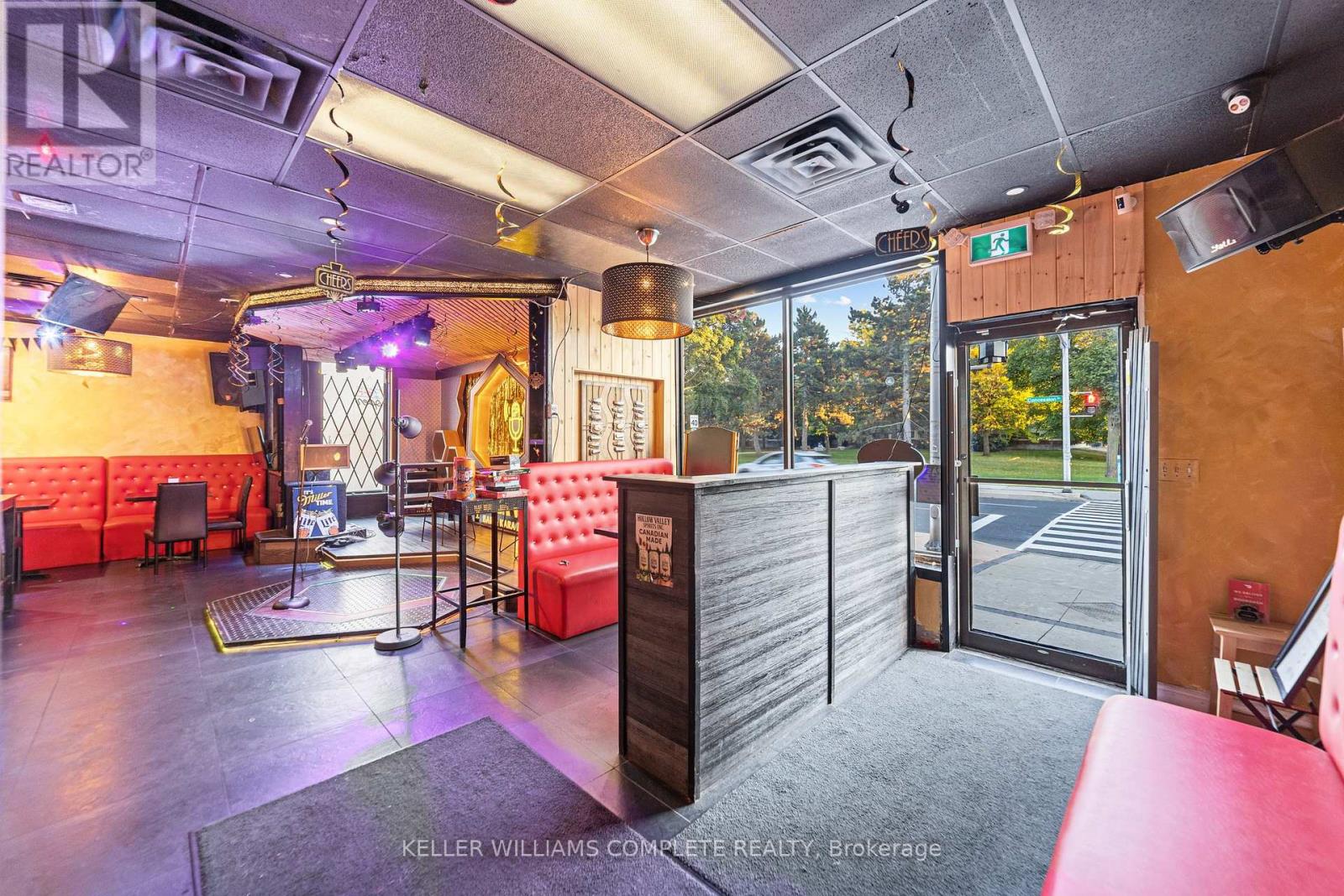 445 Concession Street, Hamilton, Ontario  L9A 1C1 - Photo 4 - X12463046