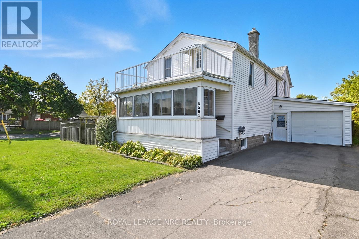 5561 DORCHESTER ROAD, Niagara Falls, Ontario