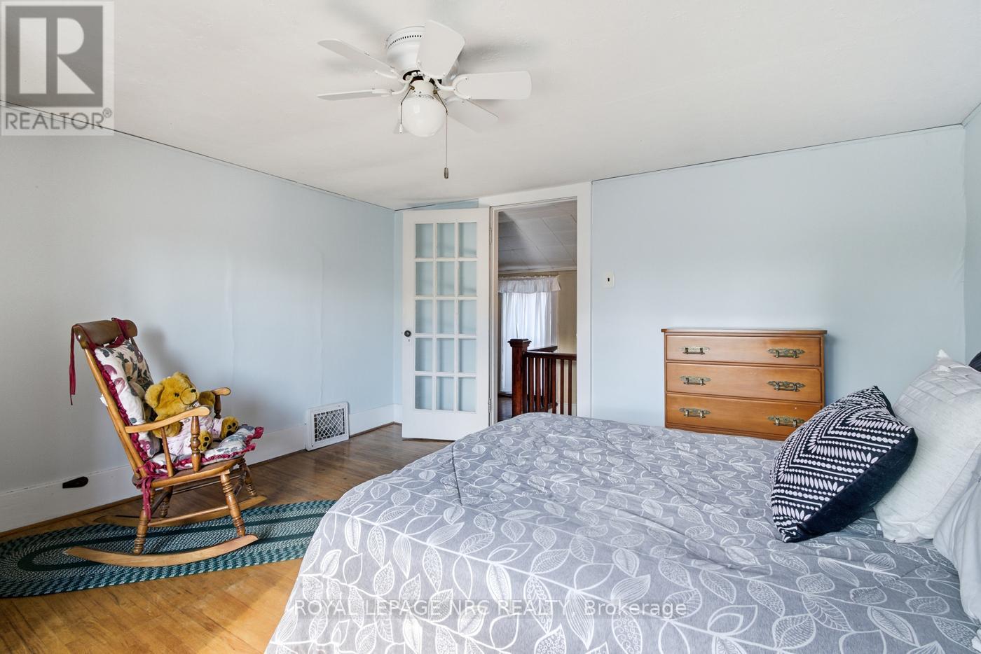 5561 Dorchester Road, Niagara Falls, Ontario  L2G 5S2 - Photo 24 - X12463059