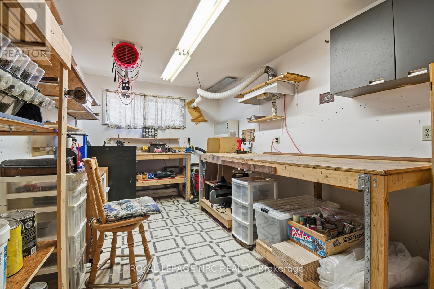 5561 Dorchester Road, Niagara Falls, Ontario  L2G 5S2 - Photo 35 - X12463059