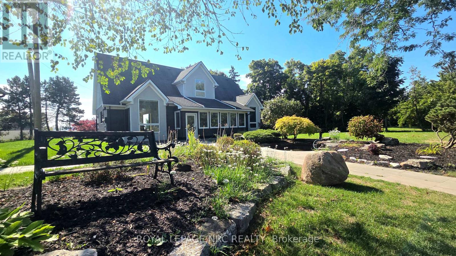170 LAKESHORE ROAD, Fort Erie, Ontario