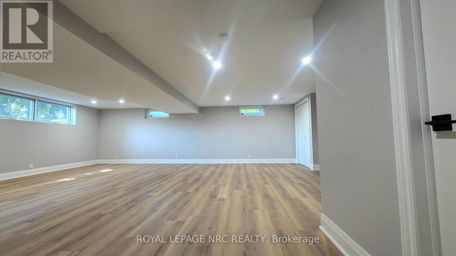 170 Lakeshore Road, Fort Erie, Ontario  L2A 1B2 - Photo 22 - X12463102