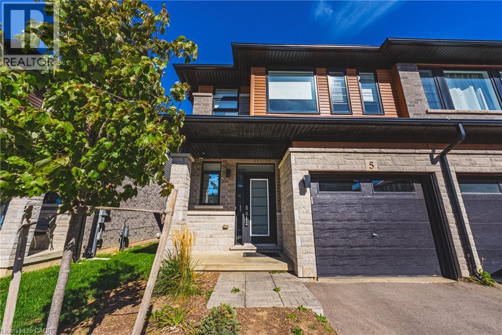 461 BLACKBURN Drive Unit# 5, Brantford, Ontario