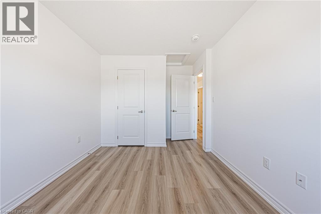461 Blackburn Drive Unit# 5, Brantford, Ontario  N3T 0W9 - Photo 28 - 40779222