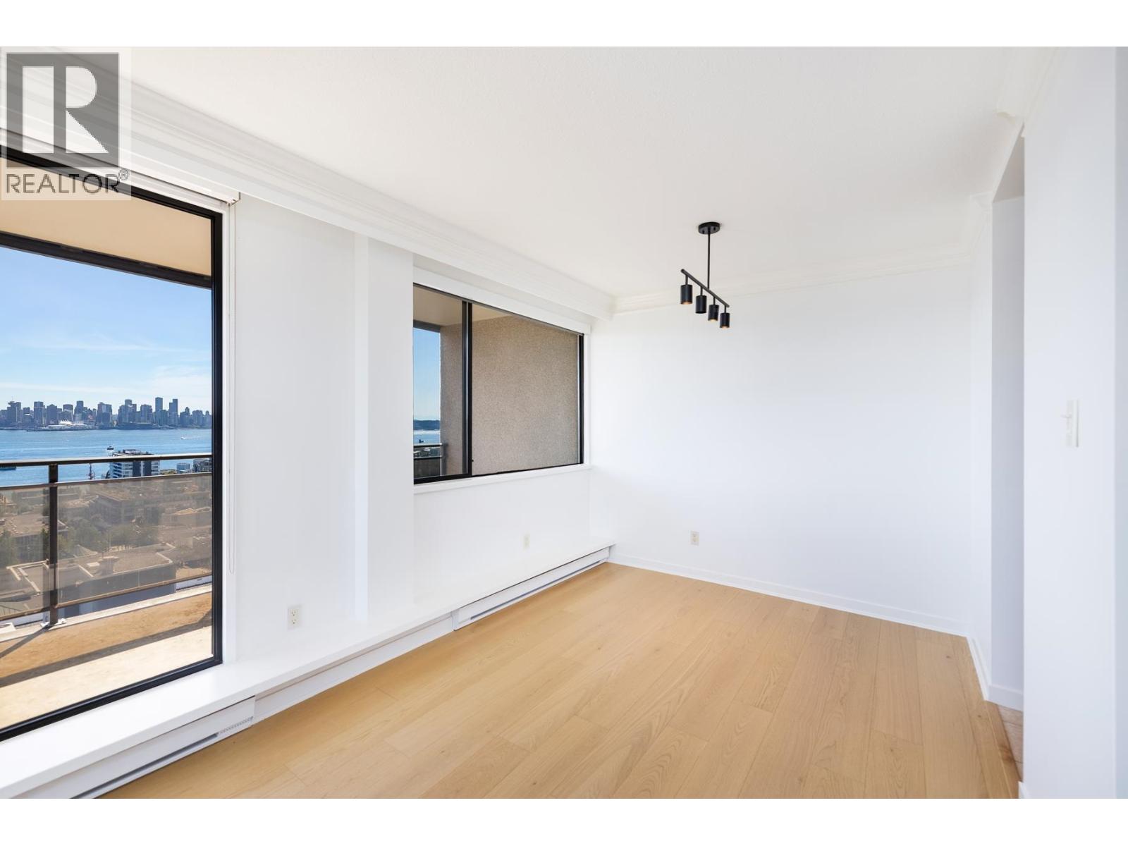 1202 444 Lonsdale Avenue, North Vancouver, British Columbia  V7M 3H5 - Photo 11 - R3058542