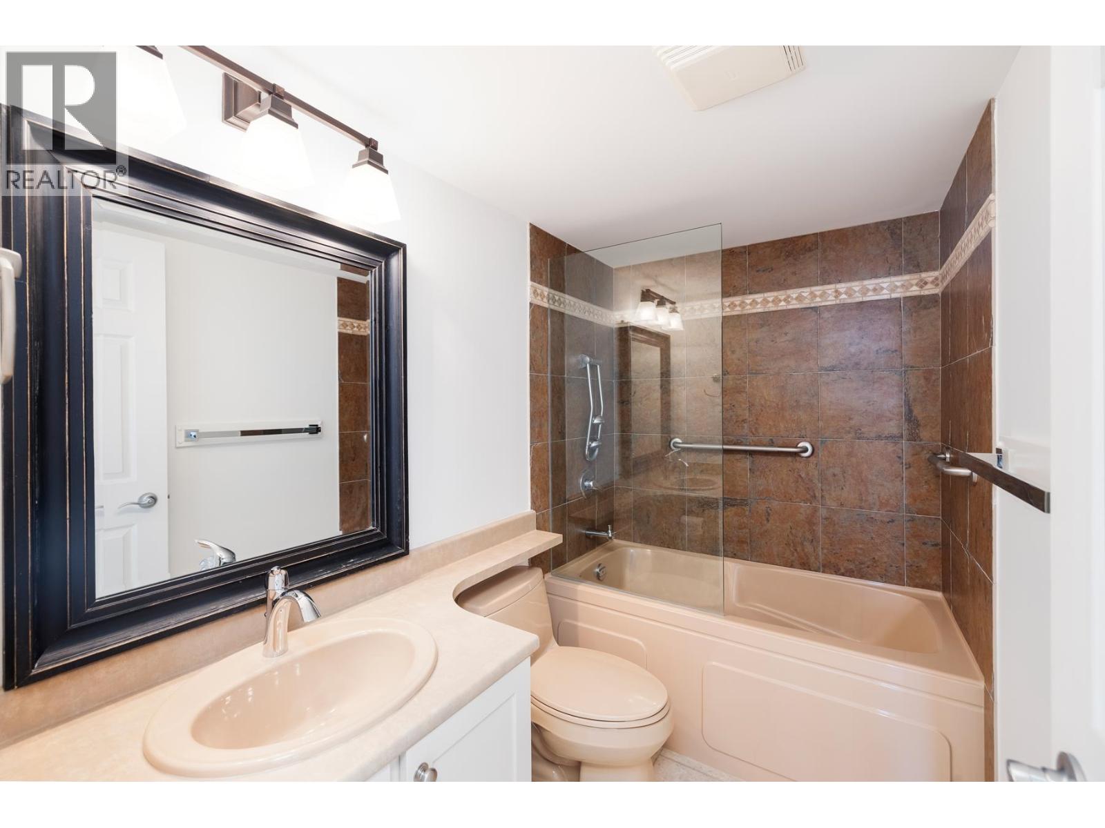 1202 444 Lonsdale Avenue, North Vancouver, British Columbia  V7M 3H5 - Photo 18 - R3058542