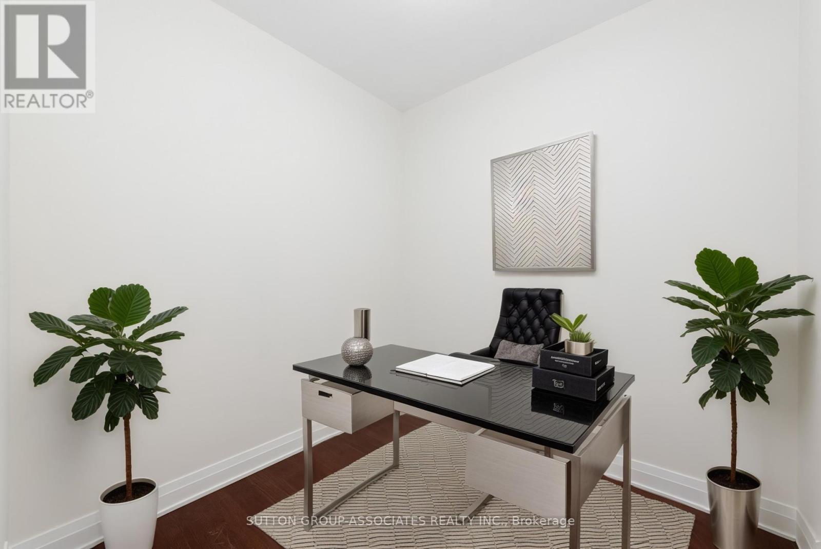 1502 - 530 St. Clair Avenue W, Toronto, Ontario  M6C 0A2 - Photo 5 - C12462885