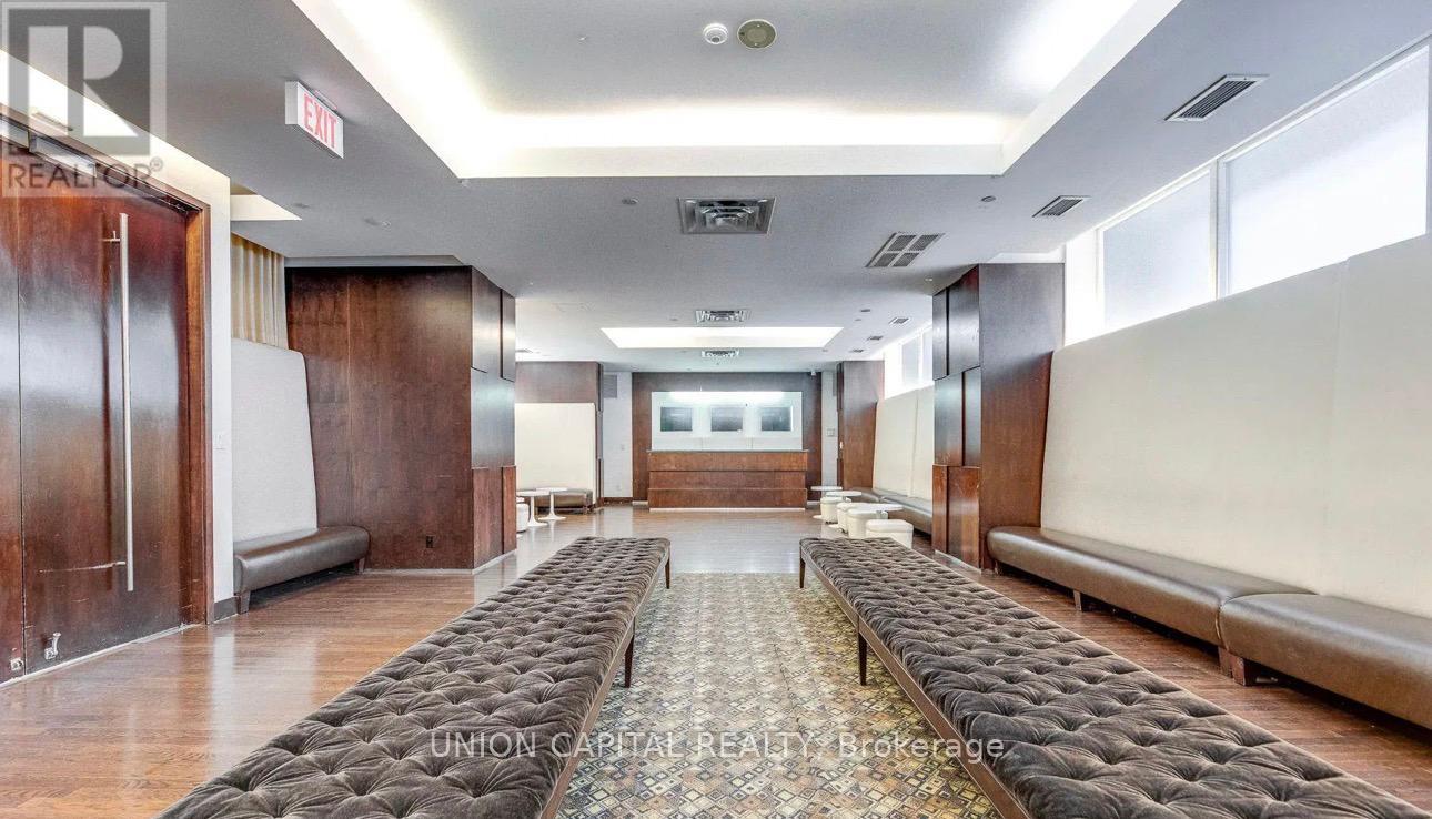 222 - 270 Wellington Street W, Toronto, Ontario  M5V 3P5 - Photo 21 - C12462916