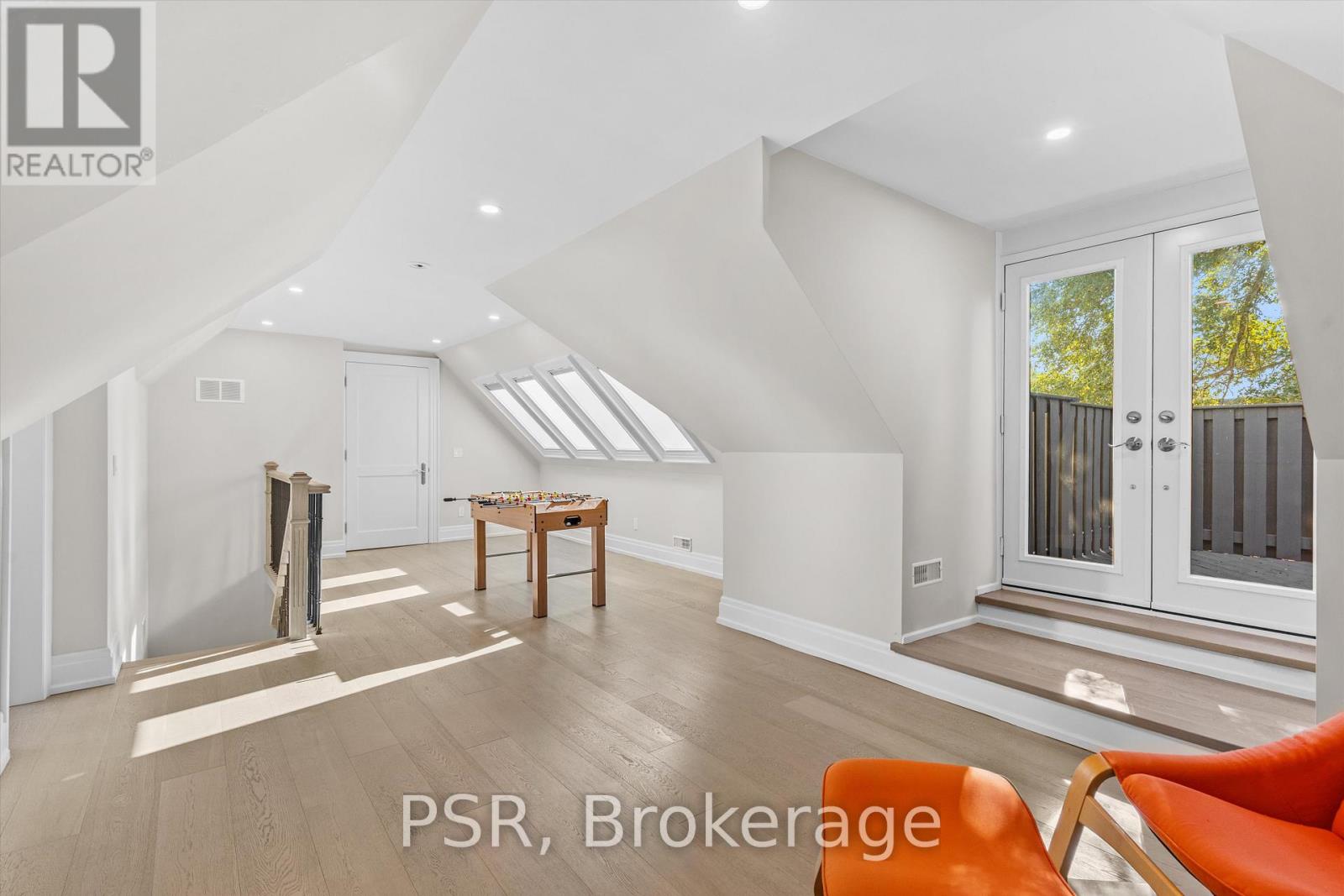 15 Strathallan Boulevard, Toronto, Ontario  M5N 1S8 - Photo 14 - C12462950
