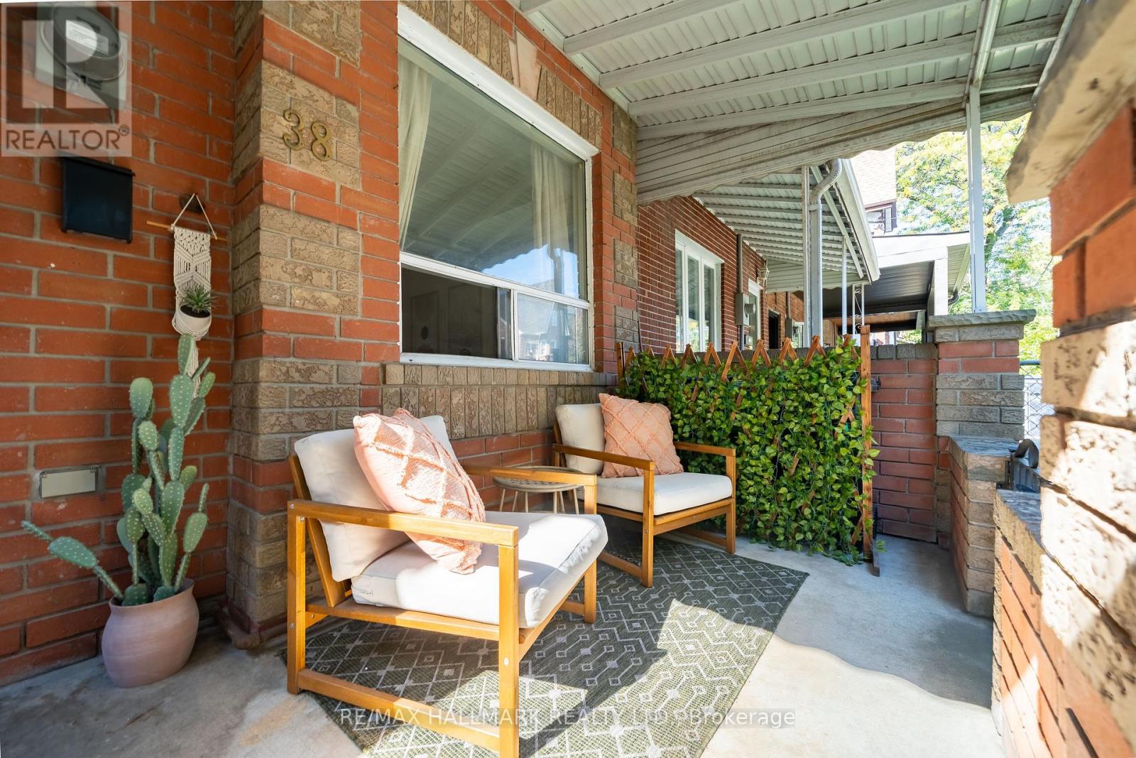 38 Brookfield Street, Toronto, Ontario  M6J 3A9 - Photo 28 - C12462954