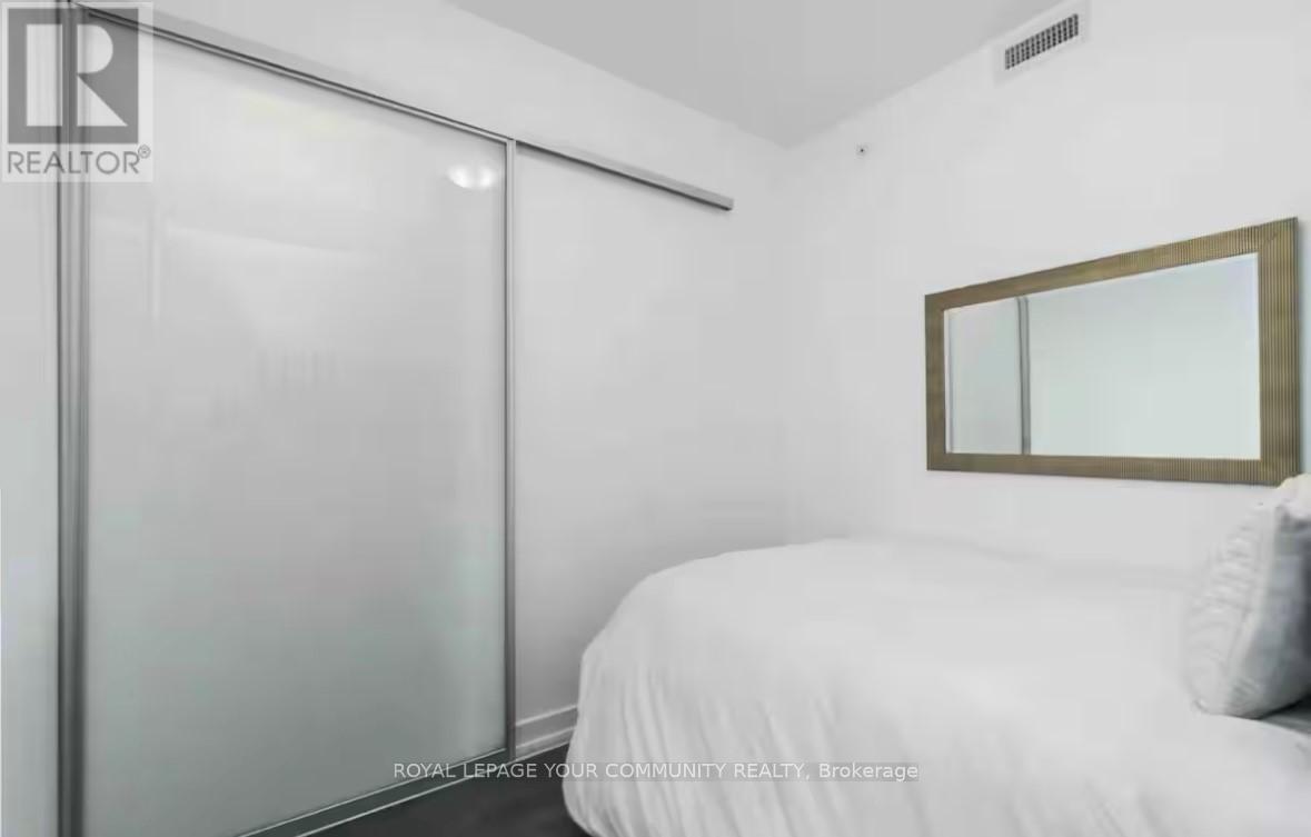 1905 - 38 Iannuzzi Street, Toronto, Ontario  M5V 0S2 - Photo 12 - C12463013