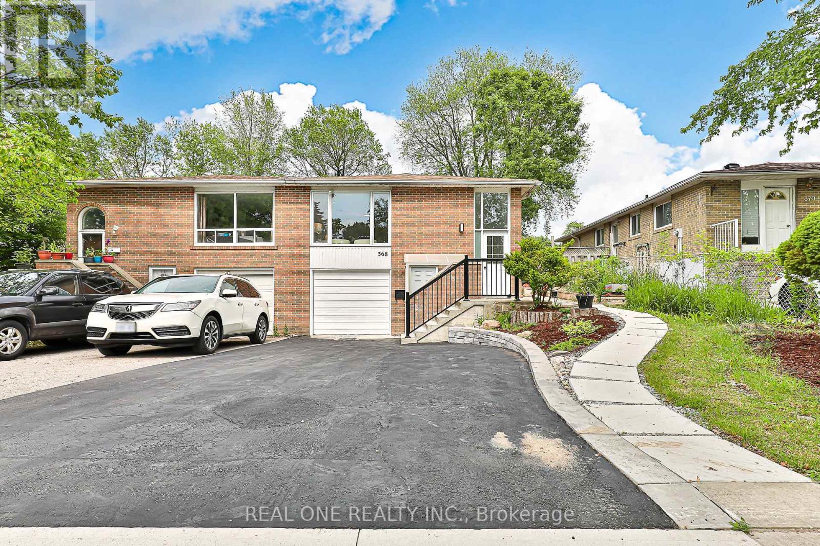 368 HOLLYBERRY TRAIL, Toronto, Ontario