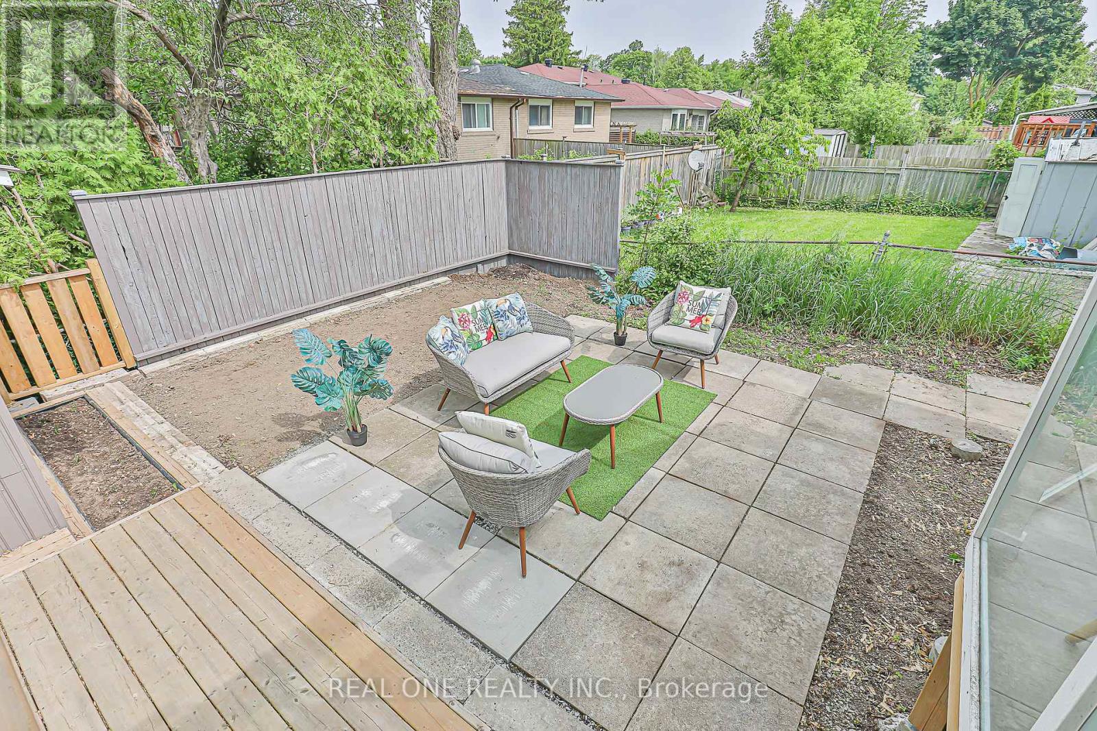 368 Hollyberry Trail, Toronto, Ontario  M2H 2P6 - Photo 18 - C12463029