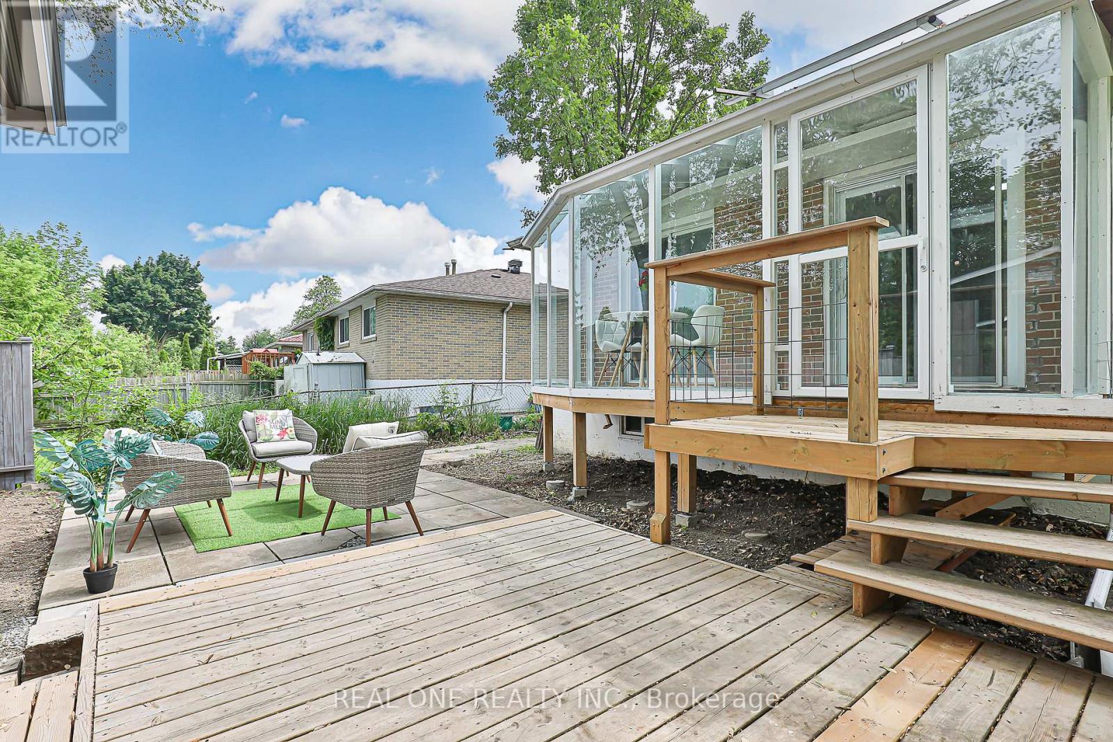 368 Hollyberry Trail, Toronto, Ontario  M2H 2P6 - Photo 19 - C12463029
