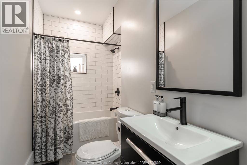 888 Langlois Unit# Upper, Windsor, Ontario  N9A 2H1 - Photo 11 - 25025952