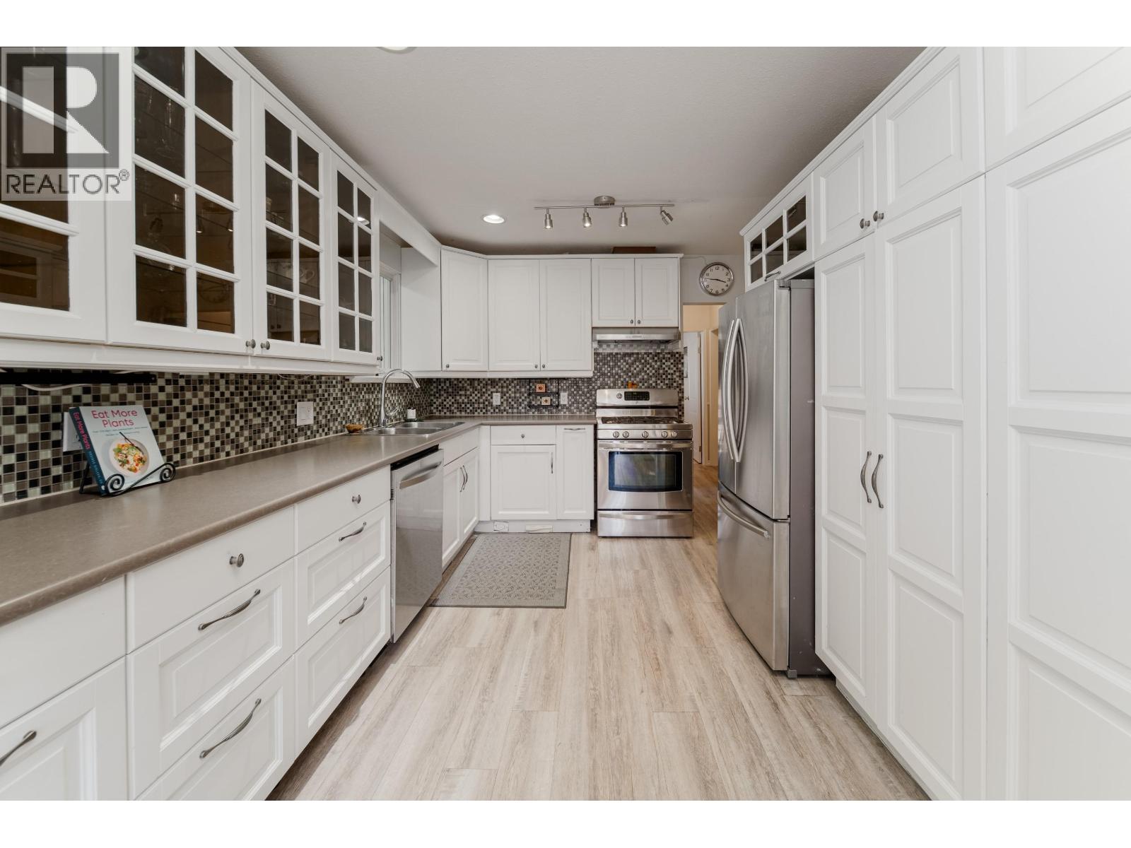 704 Townley Street, Coquitlam, British Columbia  V3J 4N1 - Photo 18 - R3058553