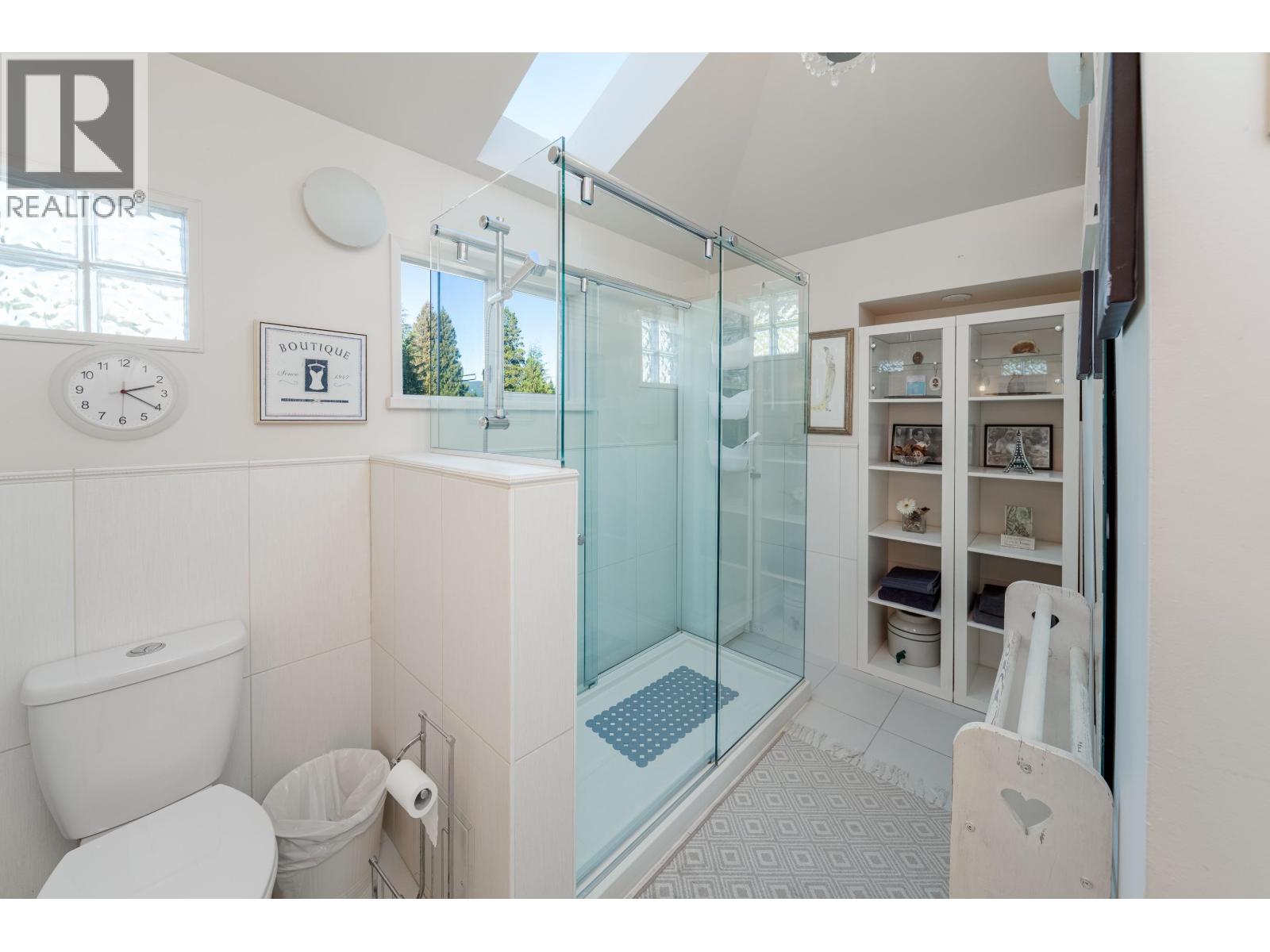 704 Townley Street, Coquitlam, British Columbia  V3J 4N1 - Photo 36 - R3058553