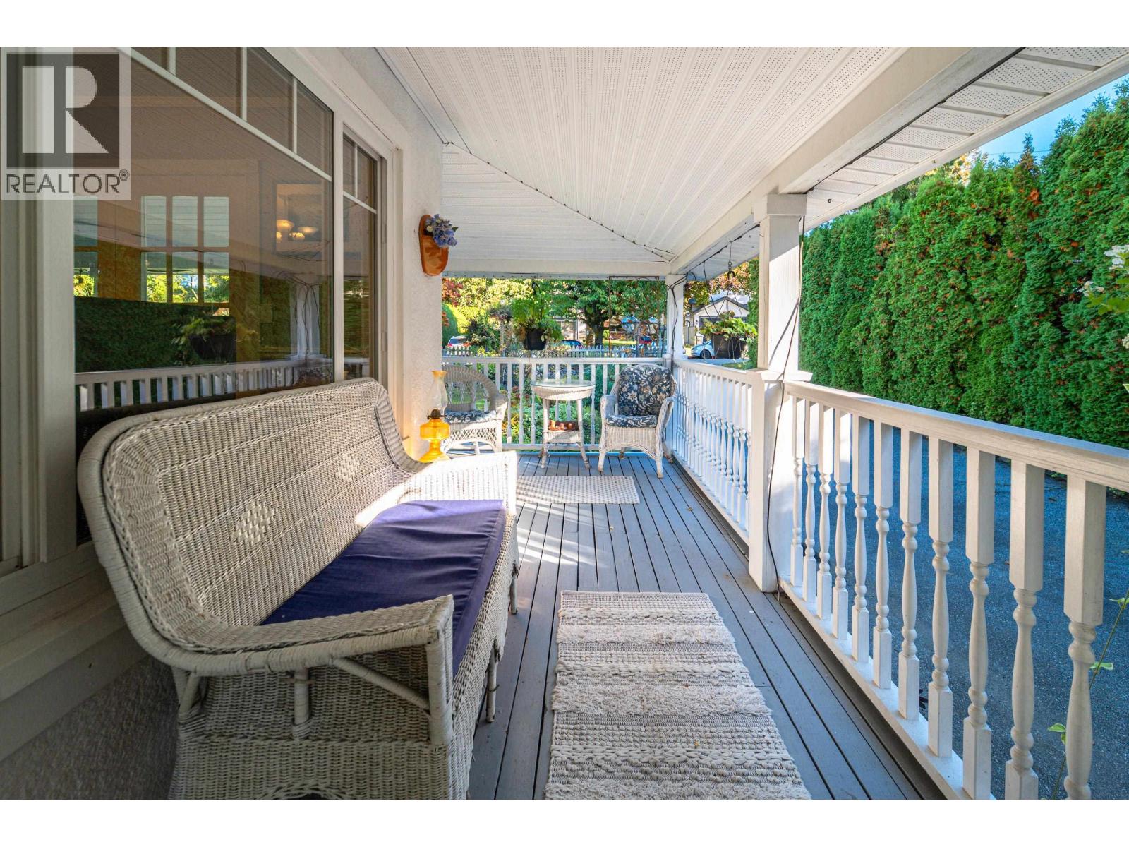 704 Townley Street, Coquitlam, British Columbia  V3J 4N1 - Photo 4 - R3058553