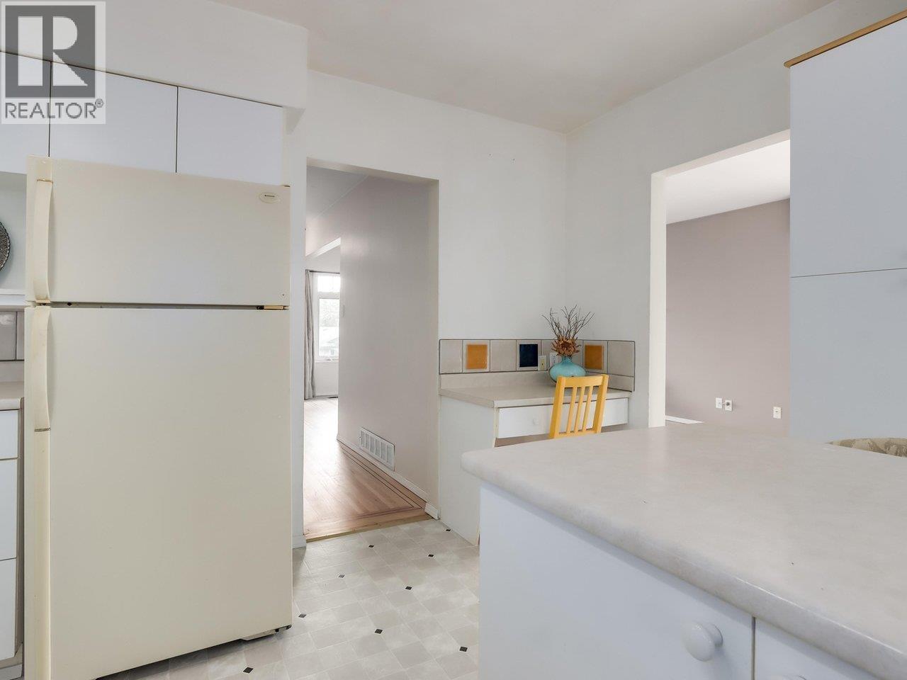 2984 Plymouth Drive, North Vancouver, British Columbia  V7H 1C7 - Photo 15 - R3058556