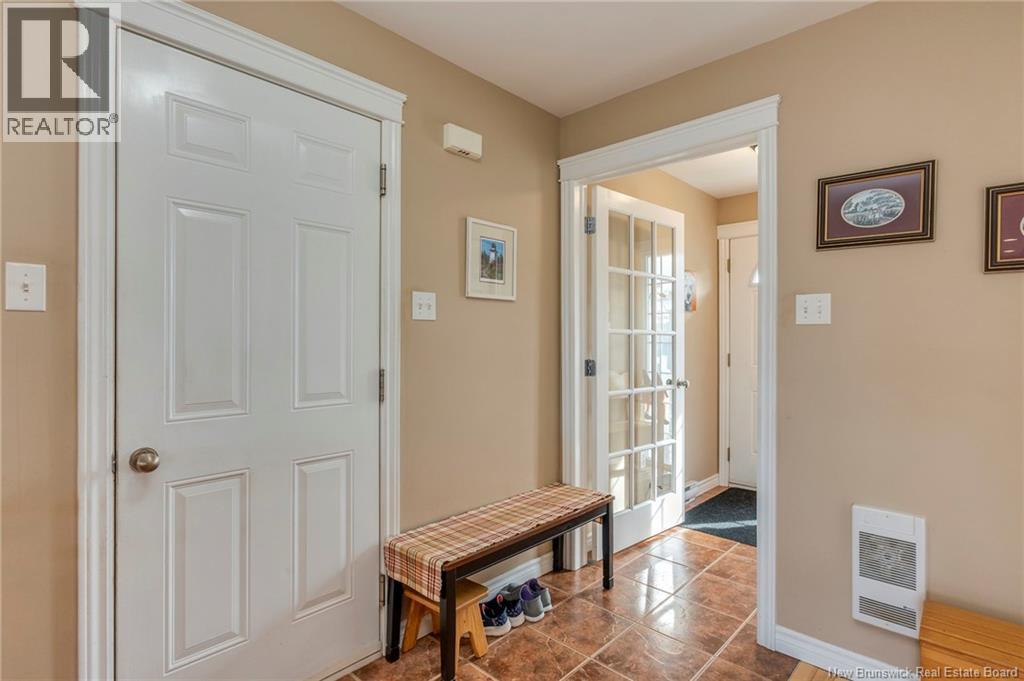 9 Graham Street, Saint John, New Brunswick  E2J 5A3 - Photo 3 - NB128296