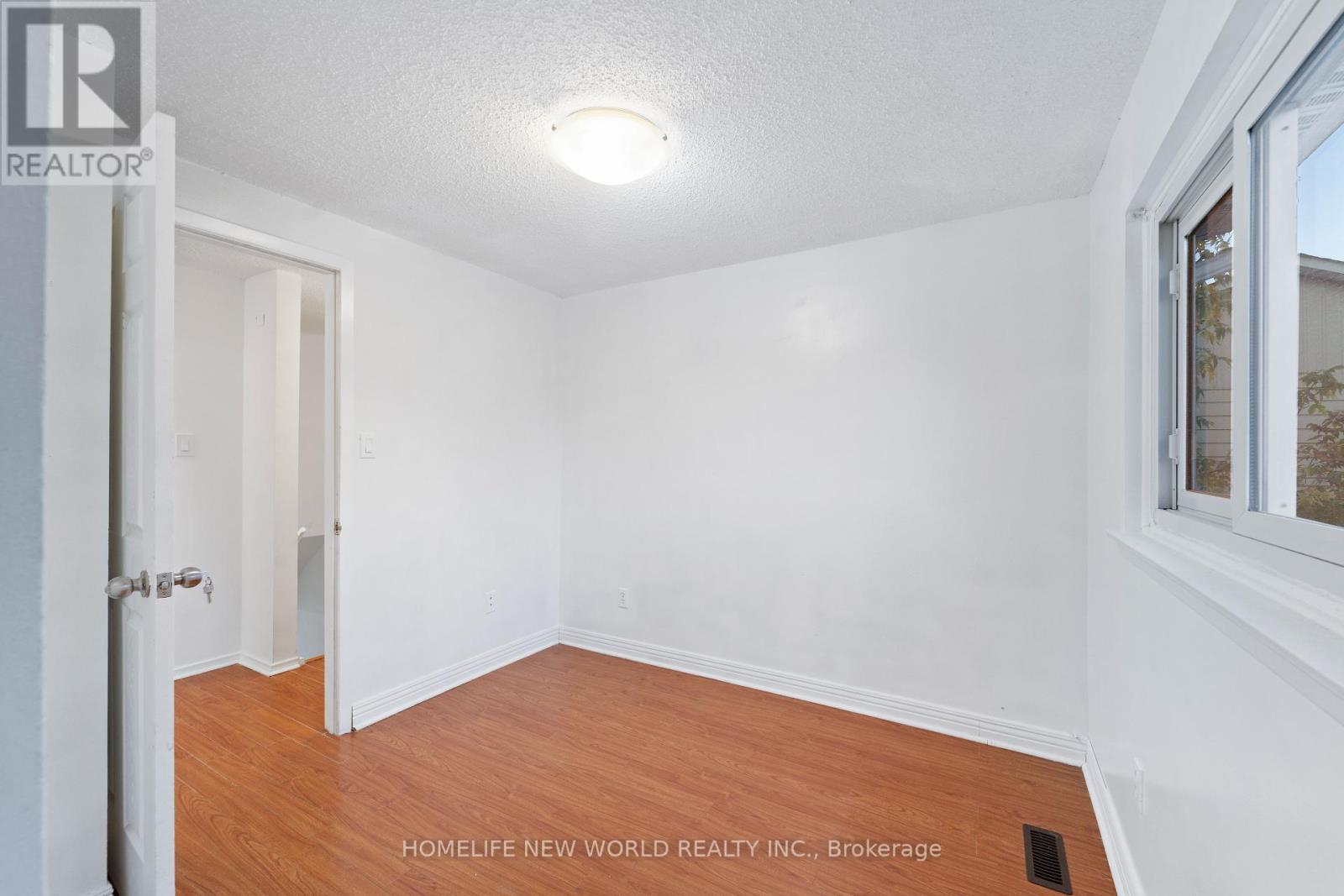 3 Brisbourne Grove, Toronto, Ontario  M1B 1P2 - Photo 17 - E12462927