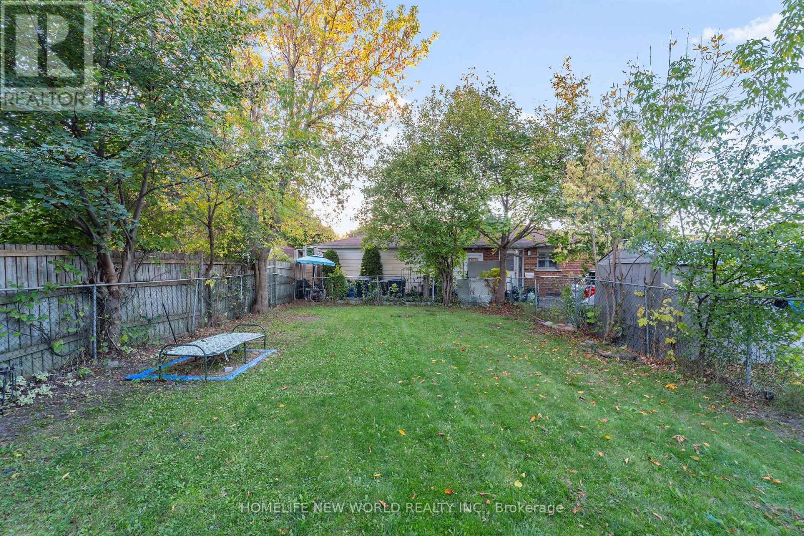 3 Brisbourne Grove, Toronto, Ontario  M1B 1P2 - Photo 28 - E12462927
