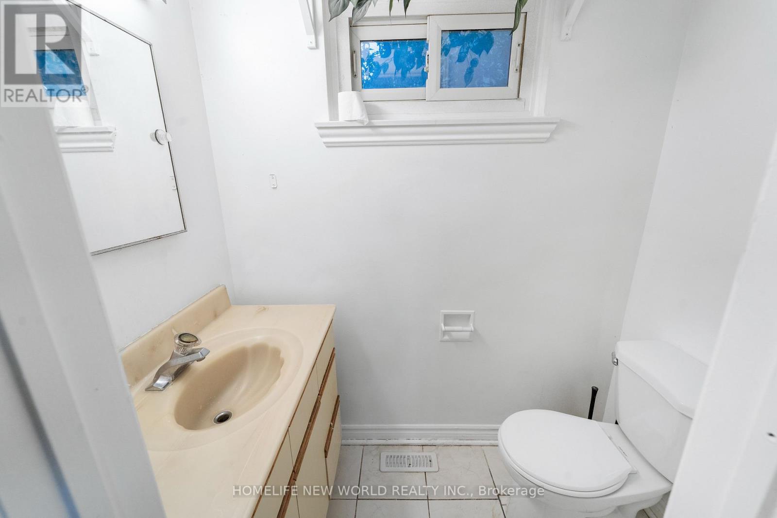 3 Brisbourne Grove, Toronto, Ontario  M1B 1P2 - Photo 9 - E12462927