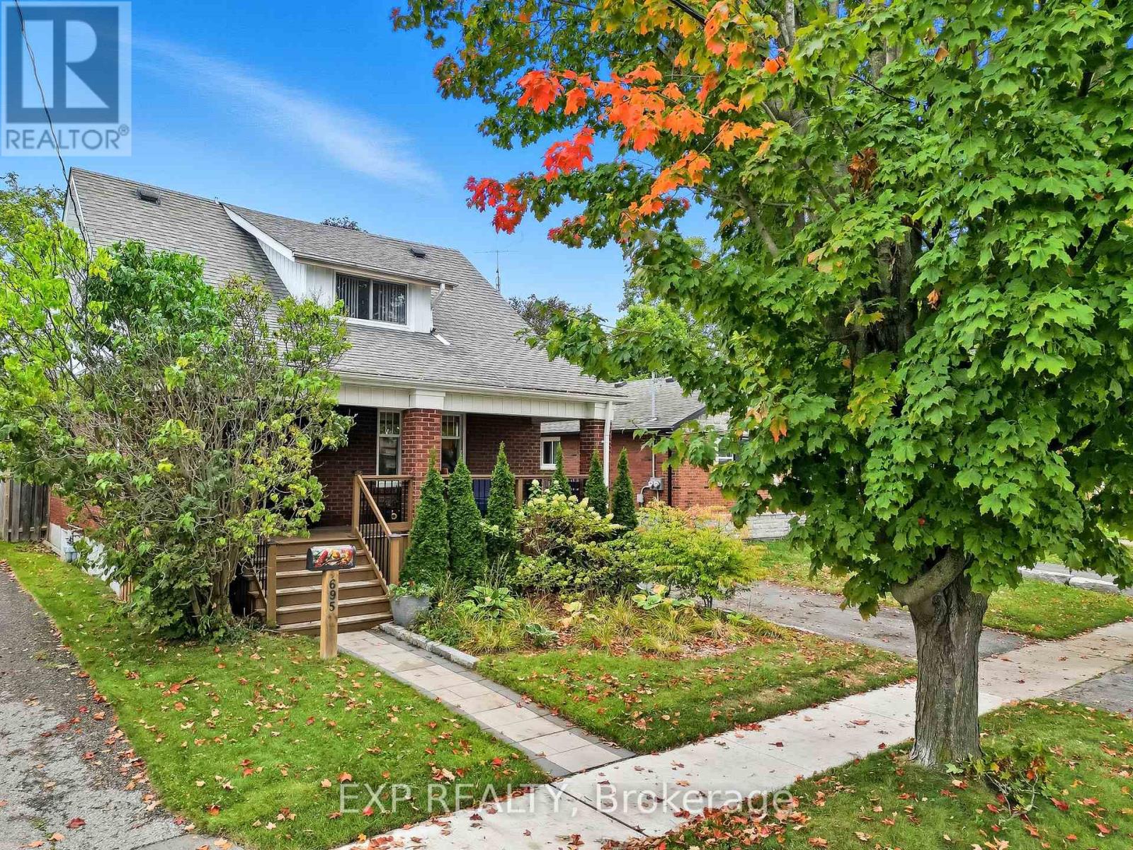 695 Hortop Street, Oshawa, Ontario  L1G 4N7 - Photo 1 - E12462945