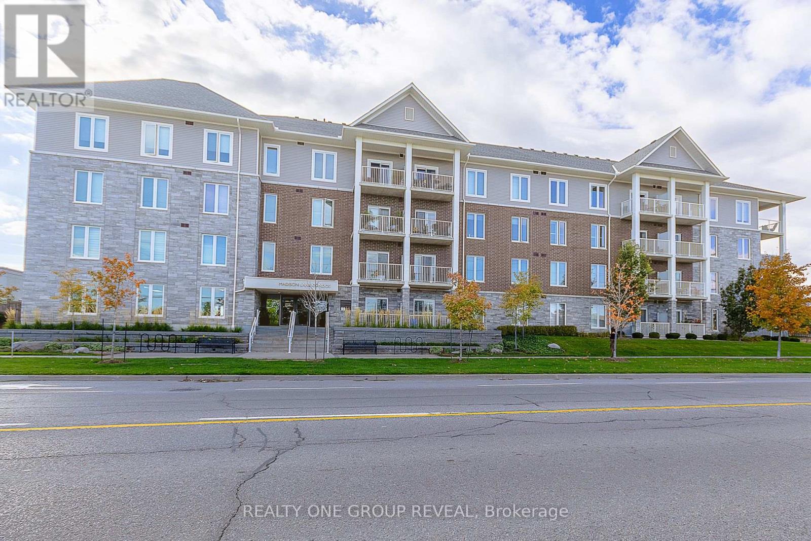 417 - 290 Liberty Street N, Clarington, Ontario  L1C 0V5 - Photo 1 - E12462952