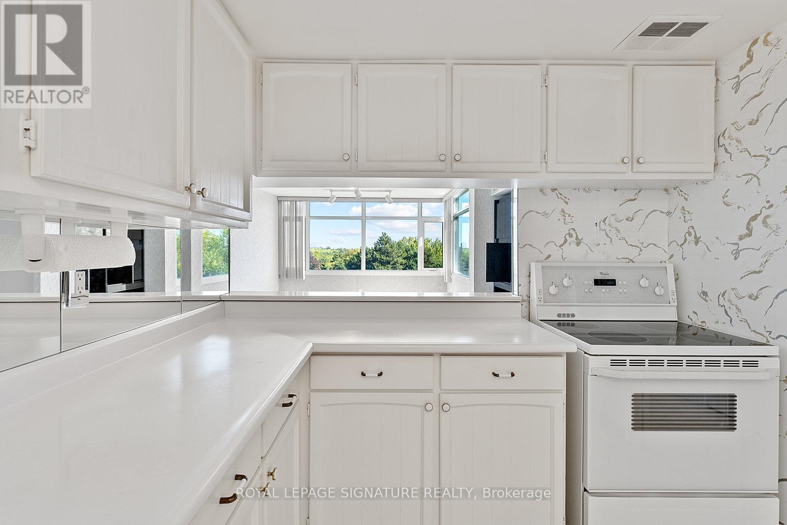 404 - 1555 Finch Avenue E, Toronto, Ontario  M2J 4X9 - Photo 29 - C12462831