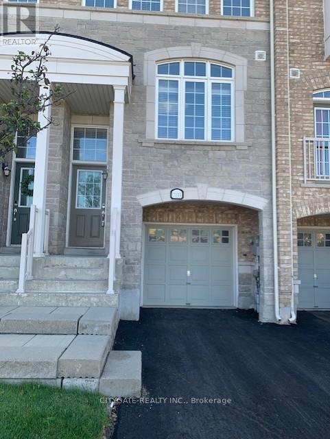 7133 TRIUMPH LANE, Mississauga, Ontario