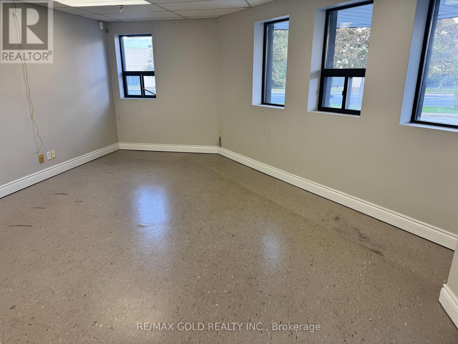 5 - 1935 Drew Road, Mississauga, Ontario  L5S 1M7 - Photo 11 - W12456036