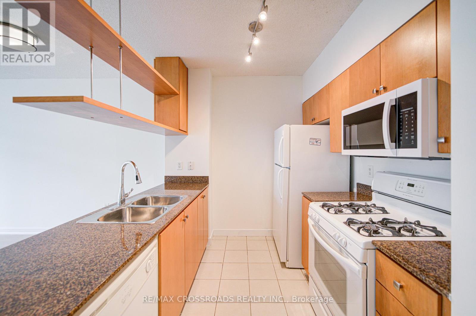 901 - 10 Navy Wharf Court, Toronto, Ontario  M5V 3V2 - Photo 9 - C12459959