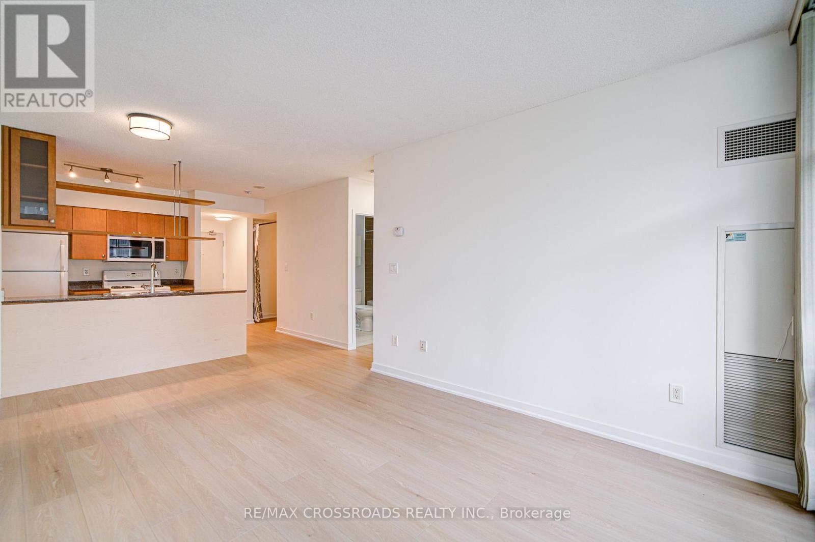 901 - 10 Navy Wharf Court, Toronto, Ontario  M5V 3V2 - Photo 8 - C12459959