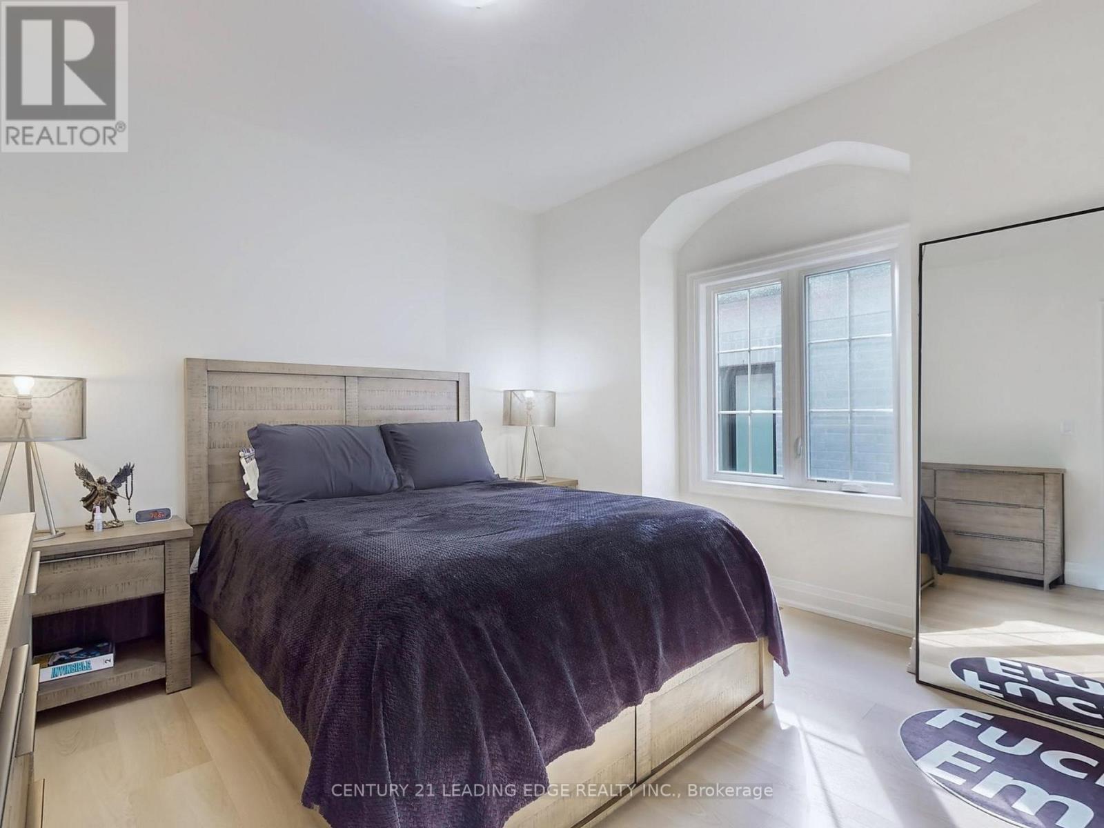 31 Naughton Drive, Richmond Hill, Ontario  L4C 4M6 - Photo 29 - N12462914