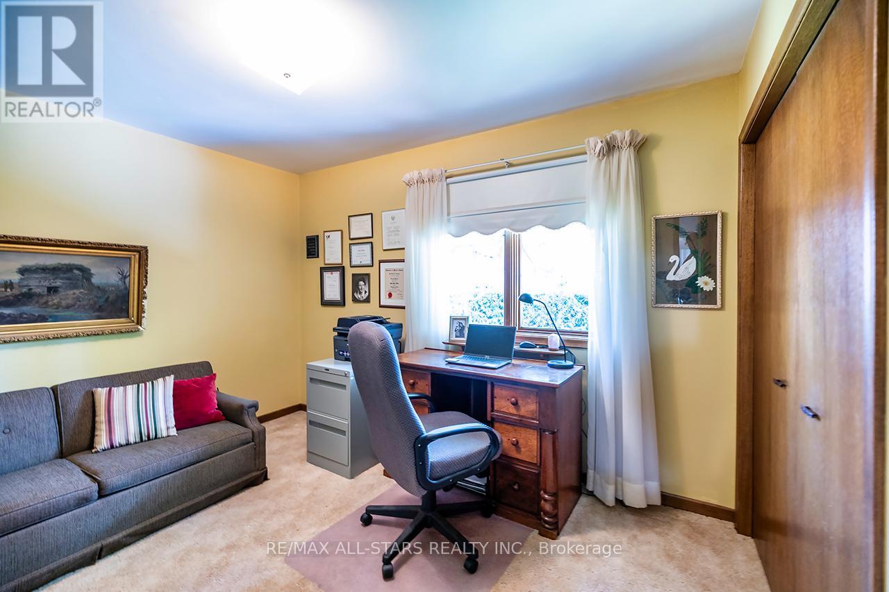 14 Windor Court, Brock, Ontario  L0E 1E0 - Photo 23 - N12463015