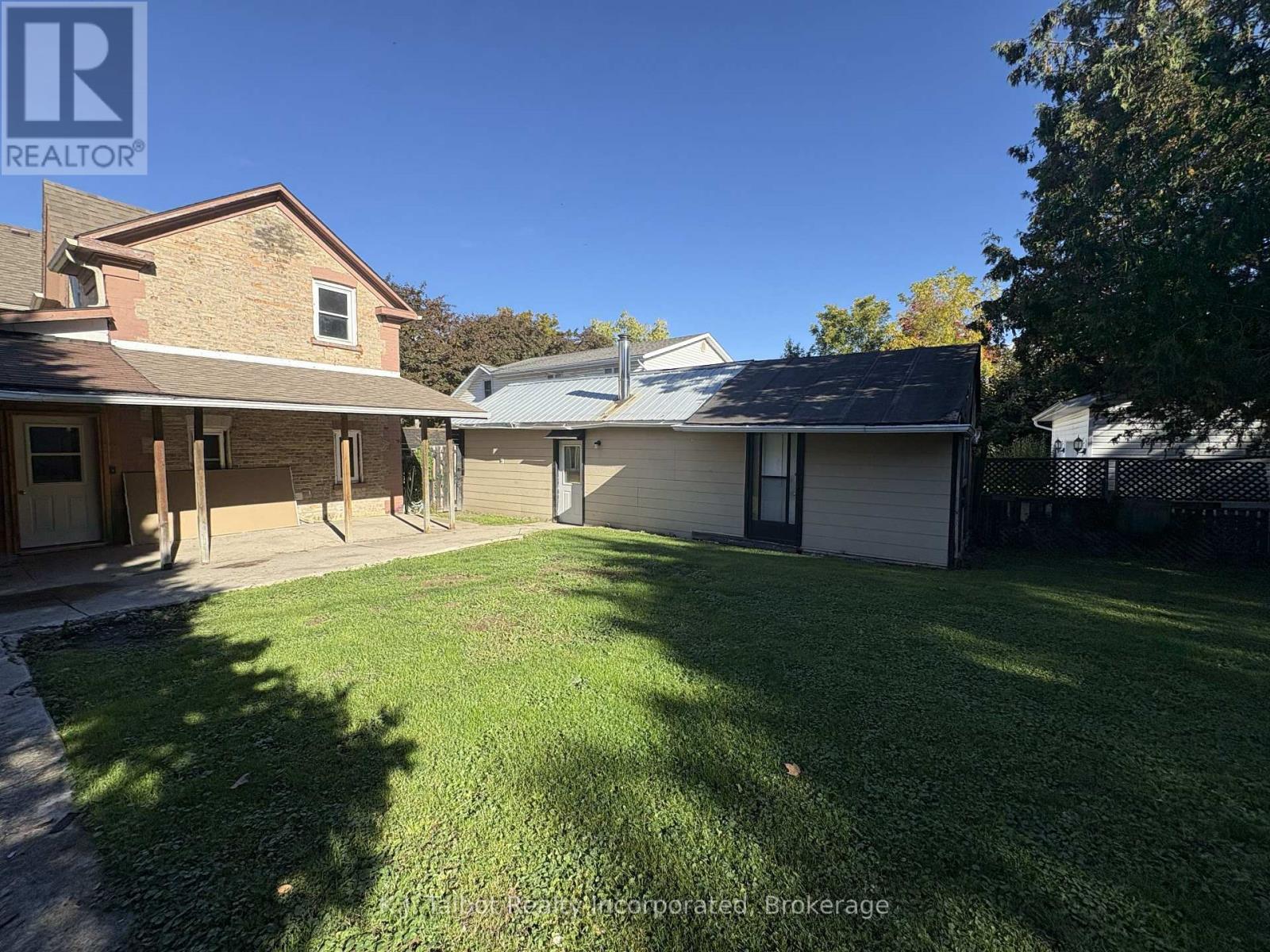 10 West William Street, Huron East, Ontario  N0K 1W0 - Photo 31 - X12454245