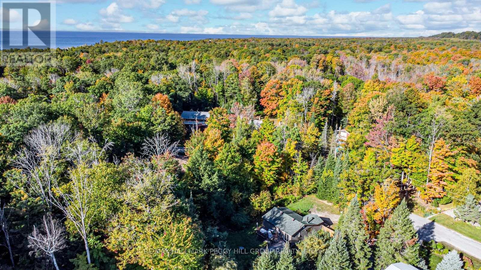 138 Moreau Parkway, Tiny, Ontario  L9M 0H3 - Photo 2 - S12462903
