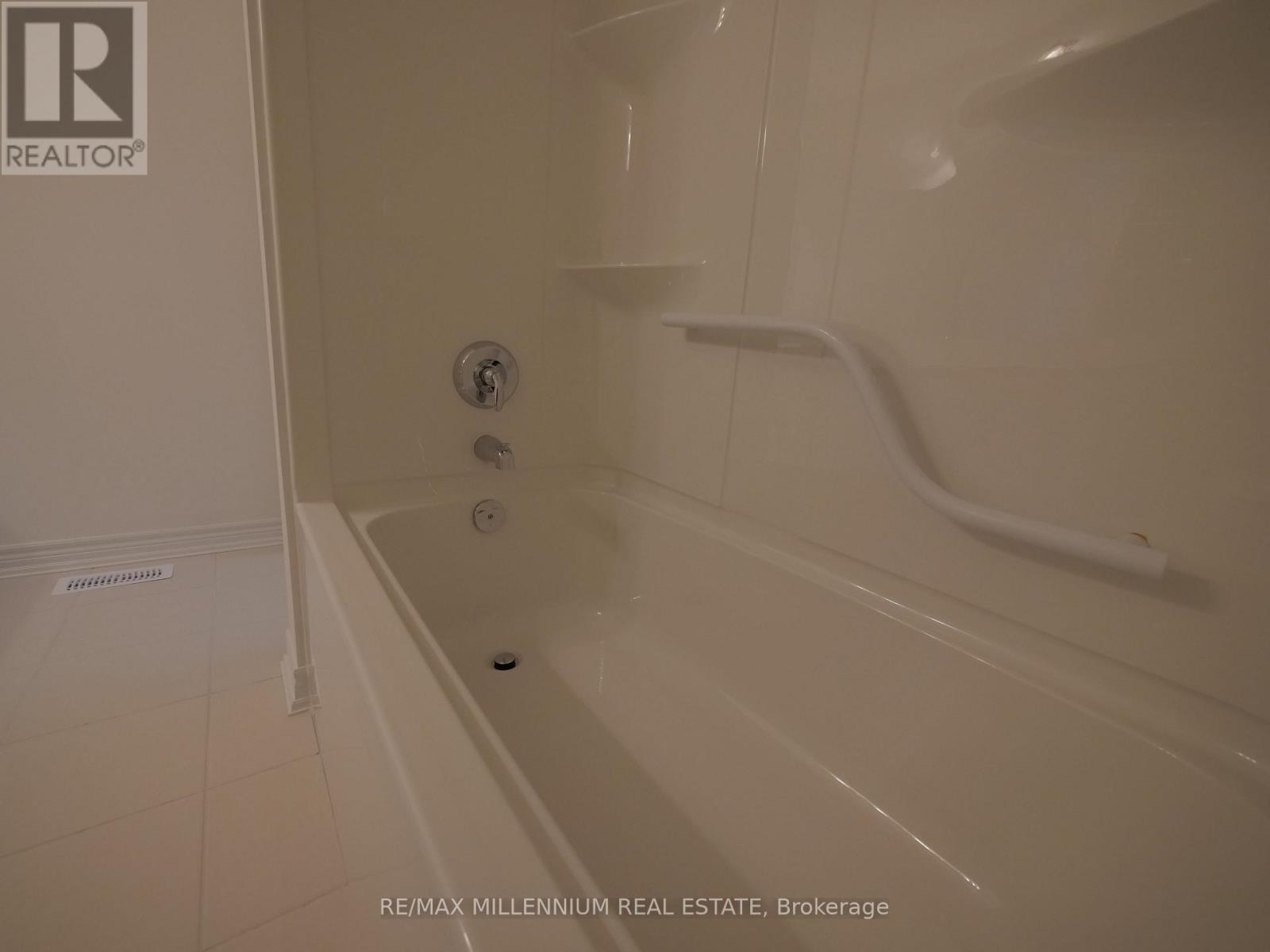 4 Shipley Avenue S, Collingwood, Ontario  L9Y 5M6 - Photo 10 - S12463064