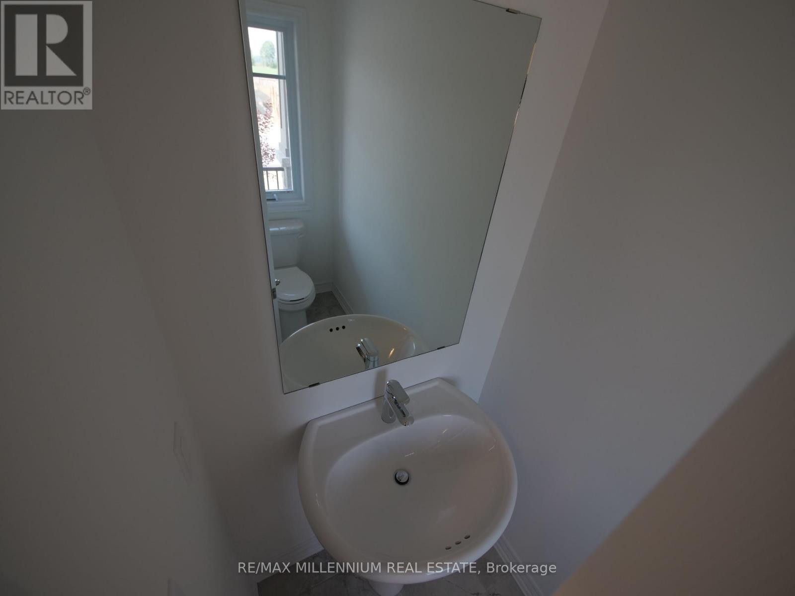 4 Shipley Avenue S, Collingwood, Ontario  L9Y 5M6 - Photo 4 - S12463064