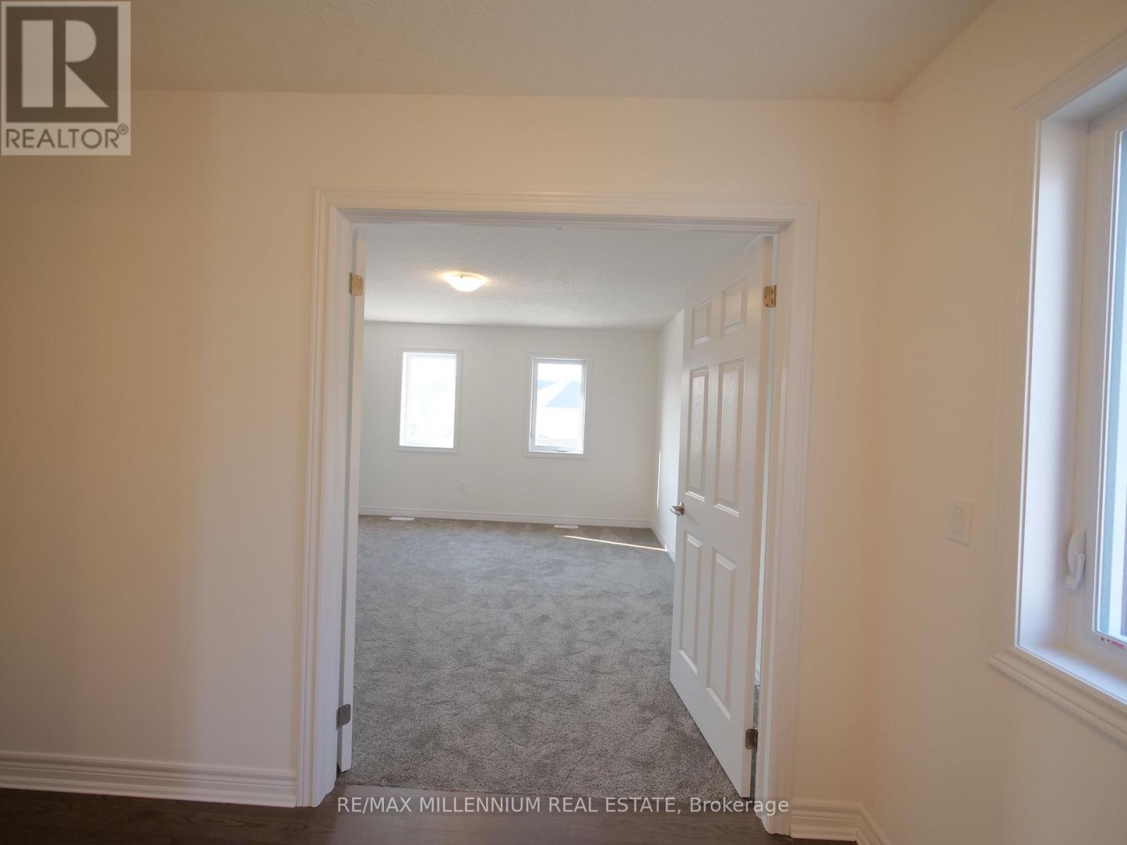 4 Shipley Avenue S, Collingwood, Ontario  L9Y 5M6 - Photo 7 - S12463064