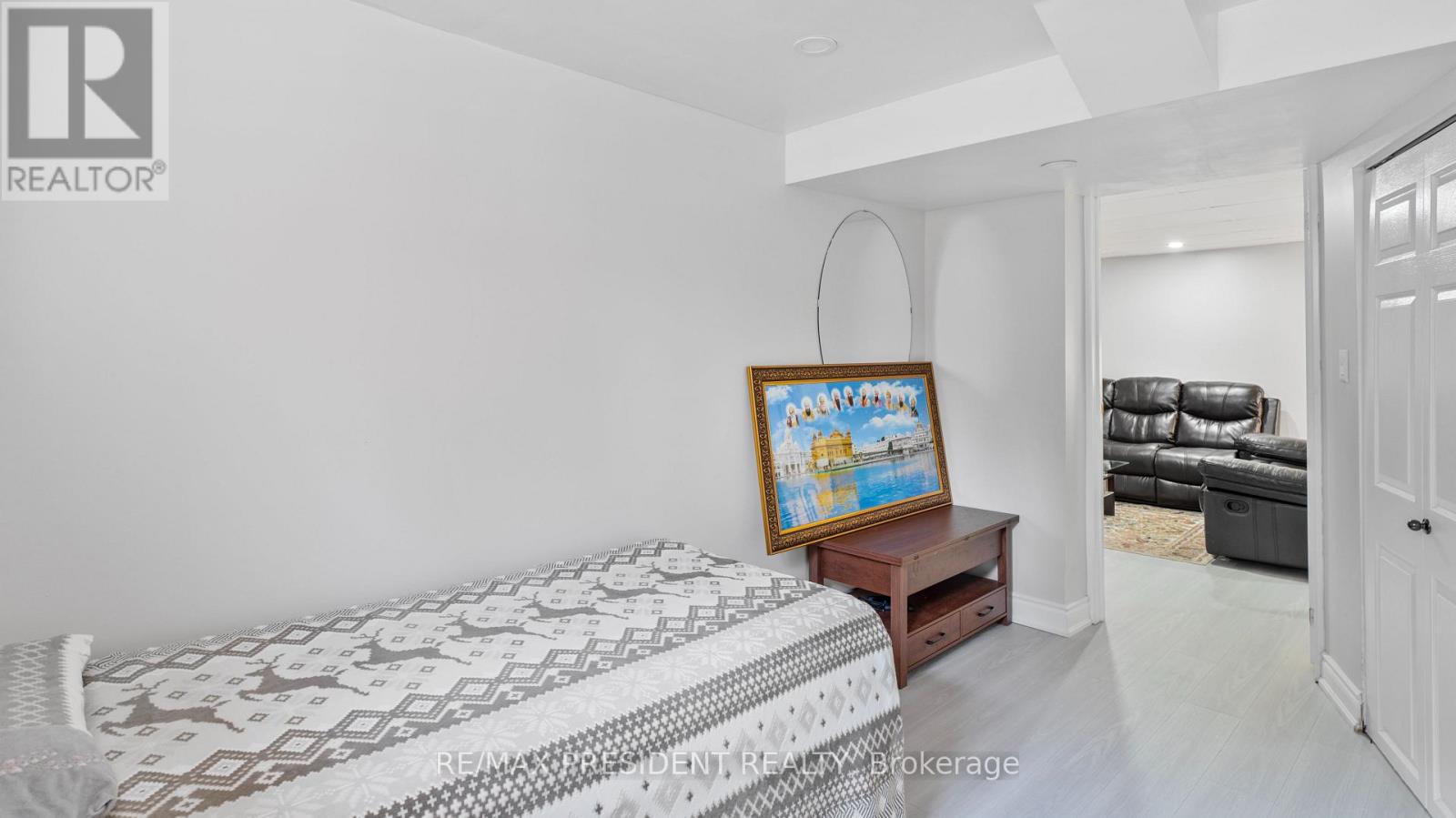 163 Prince Charles Drive, Halton Hills, Ontario  L7G 3W1 - Photo 20 - W12462763