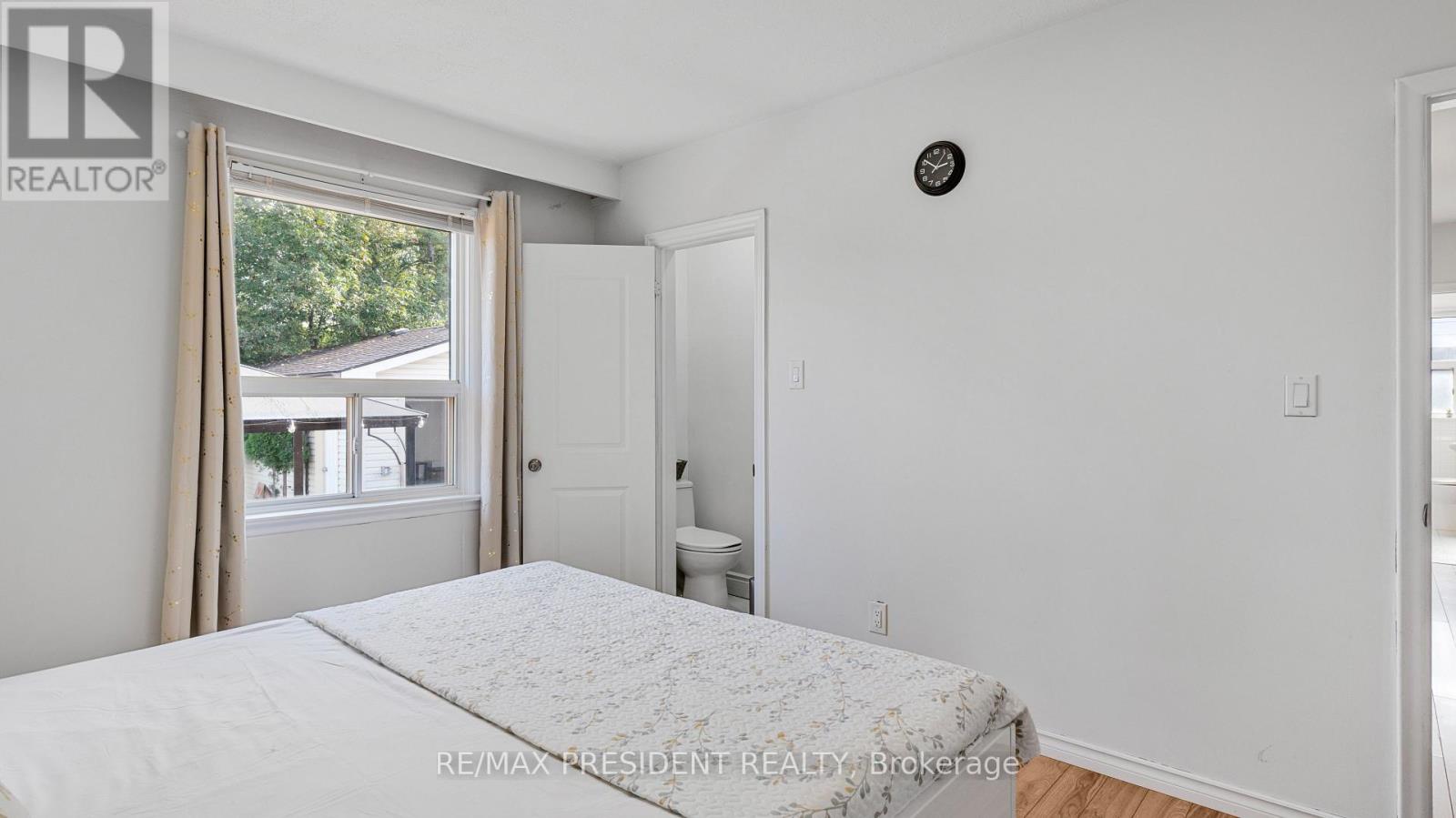 163 Prince Charles Drive, Halton Hills, Ontario  L7G 3W1 - Photo 9 - W12462763
