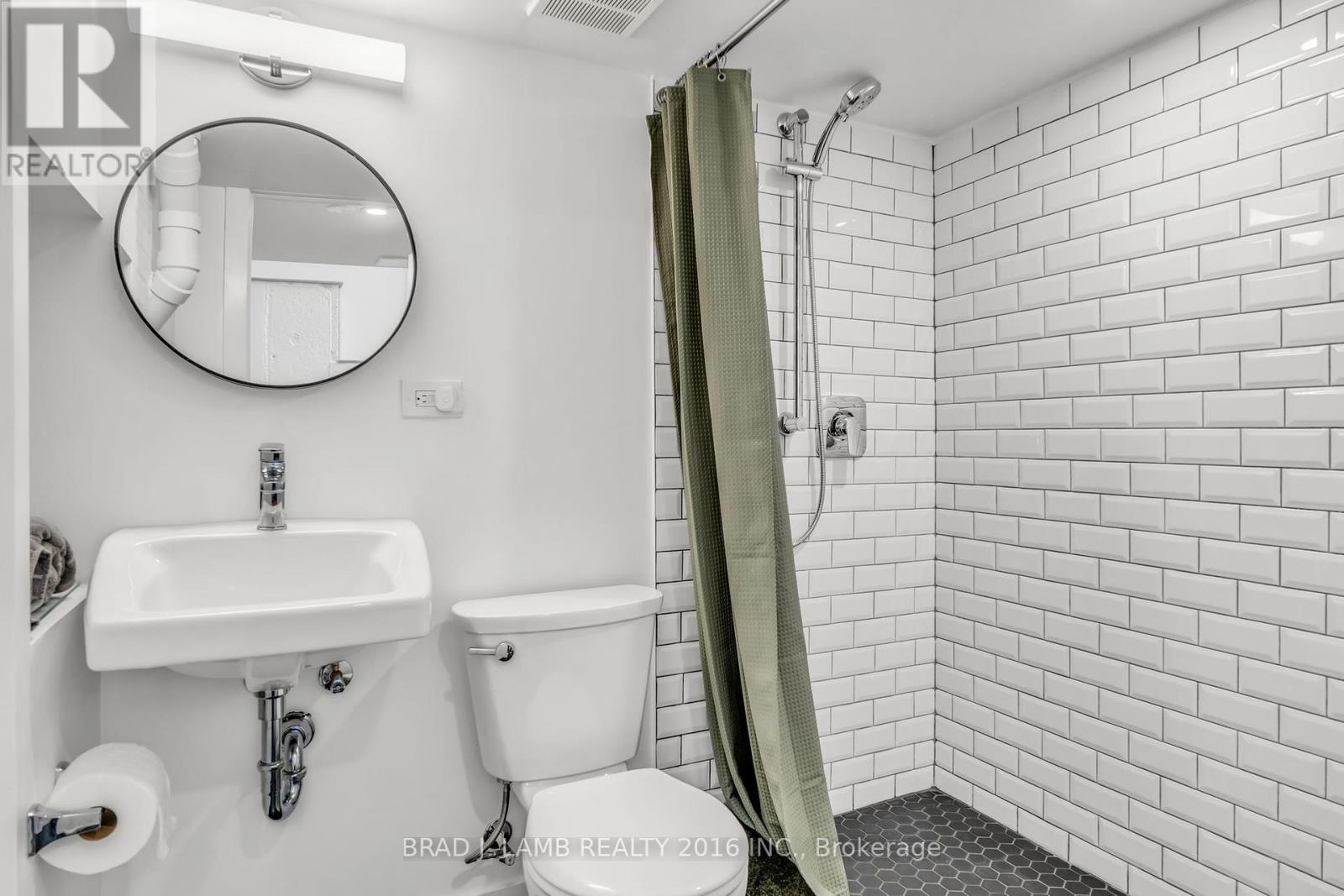 794 The Queensway, Toronto, Ontario  M8Z 1N5 - Photo 14 - W12462880